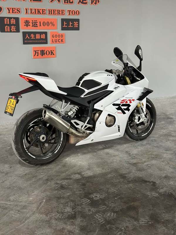 二手张雪机车500RR