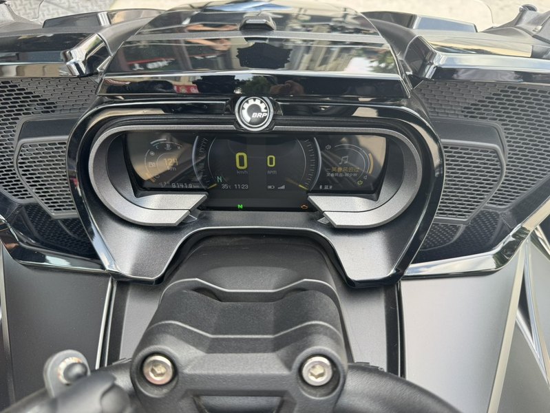 二手庞巴迪Spyder F3 