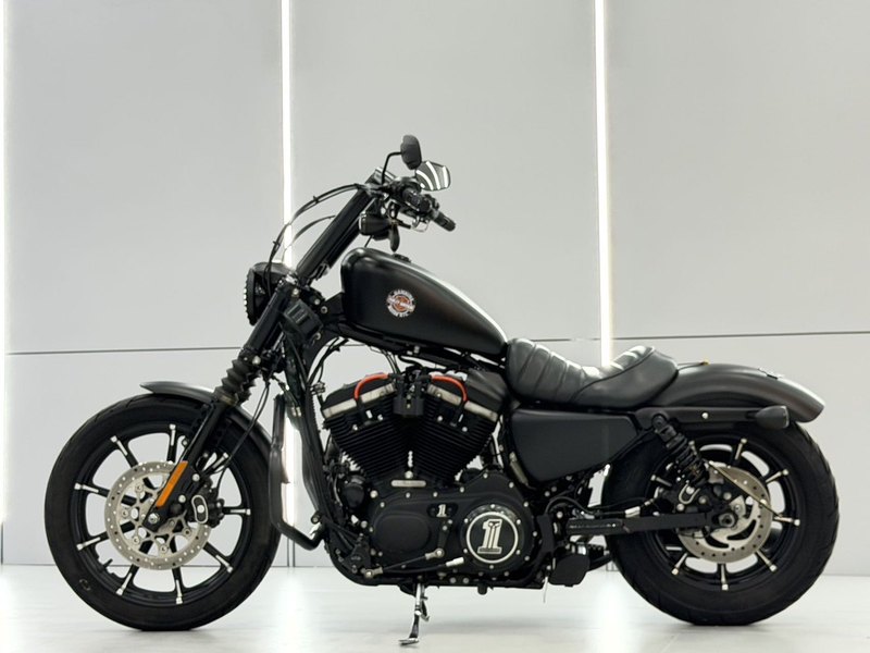 二手哈雷戴维森Iron883 硬汉
