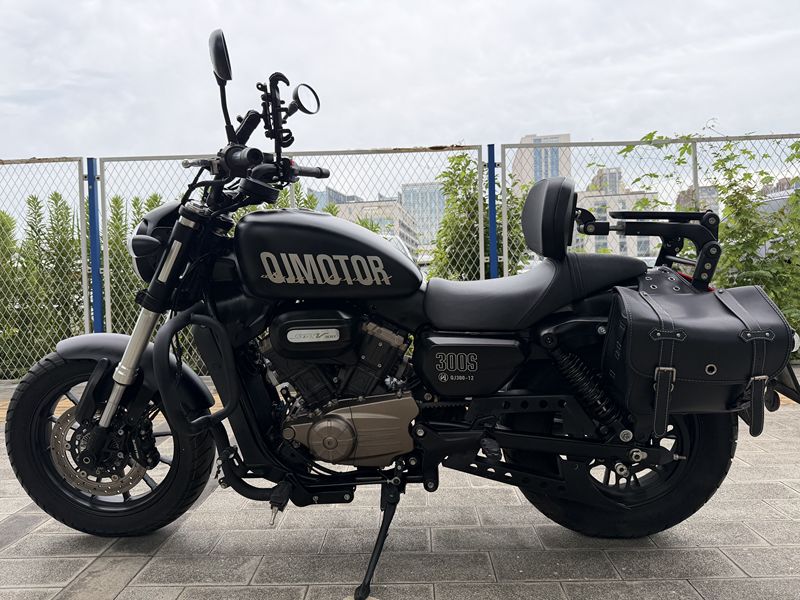 二手QJMOTOR闪300