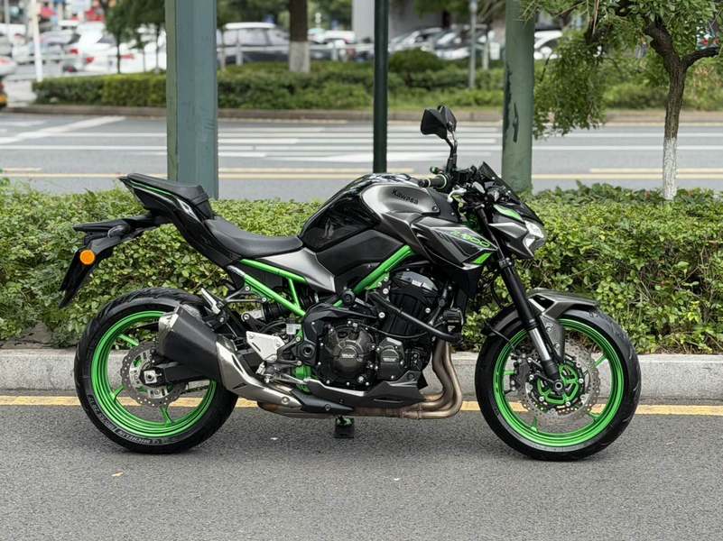 二手川崎Z900