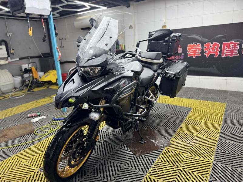 二手贝纳利TRK552