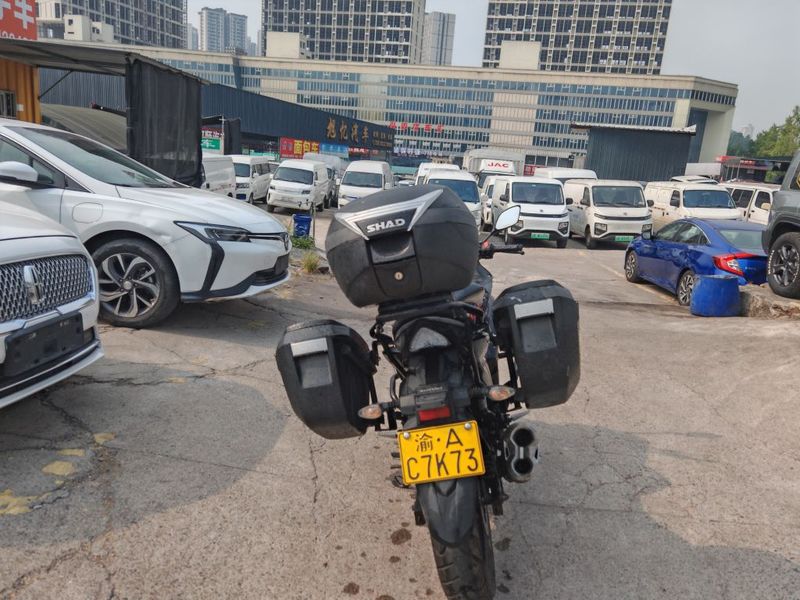 二手济南铃木极客飒 Gixxer 155