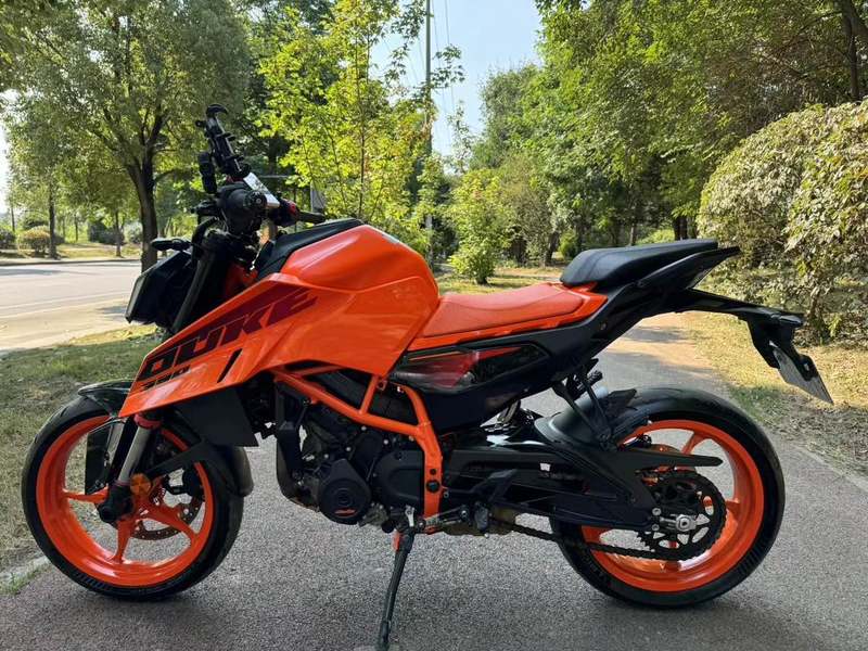二手KTMR2R390 Duke