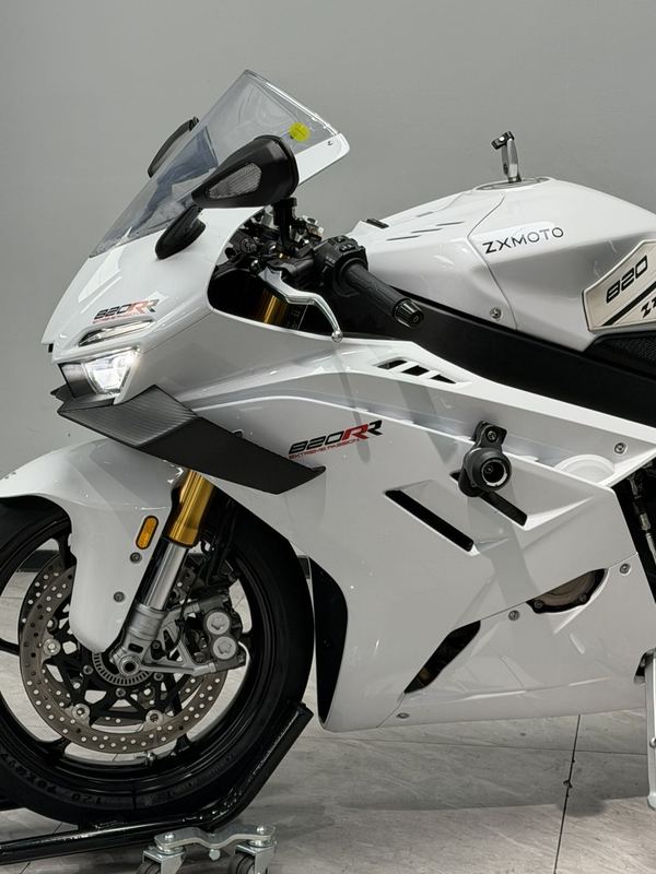 二手张雪机车820RR