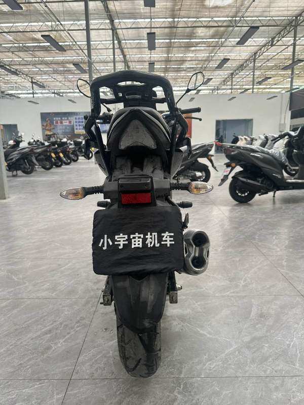 二手济南铃木极客飒 Gixxer 155 NK