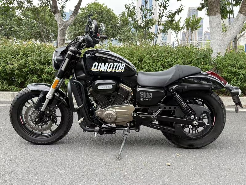 二手QJMOTOR闪300
