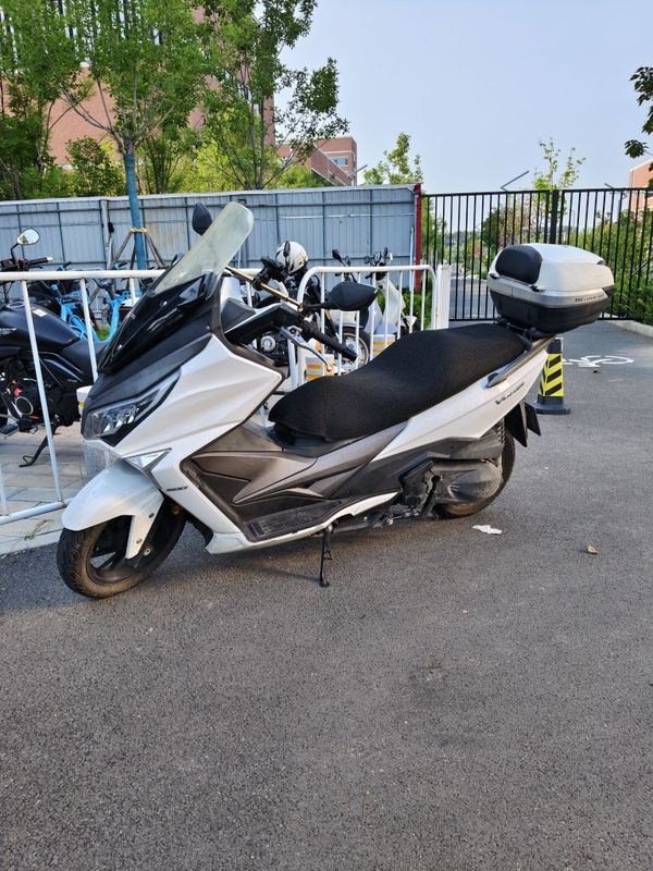 二手大阳V锐 300T