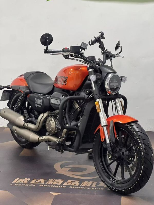 二手QJMOTOR闪300