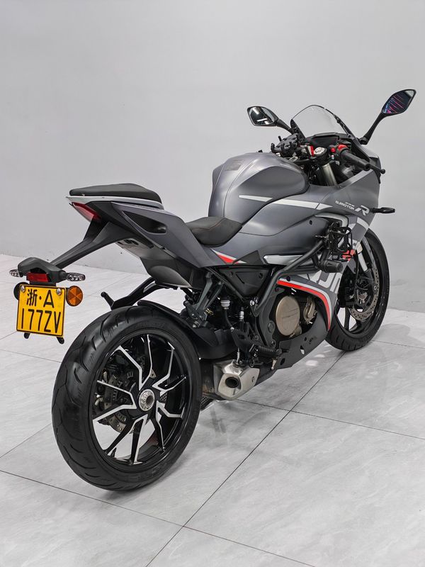 二手QJMOTOR赛250