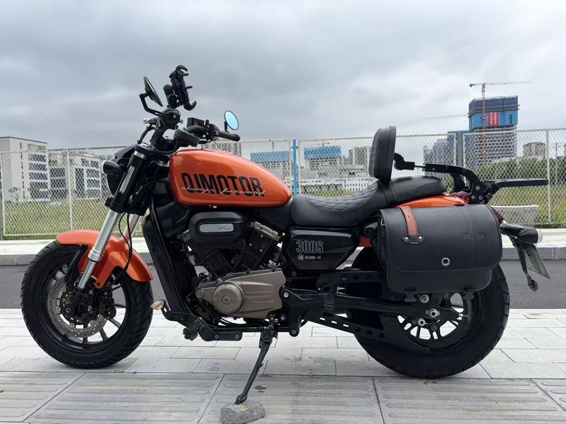 二手QJMOTOR闪300