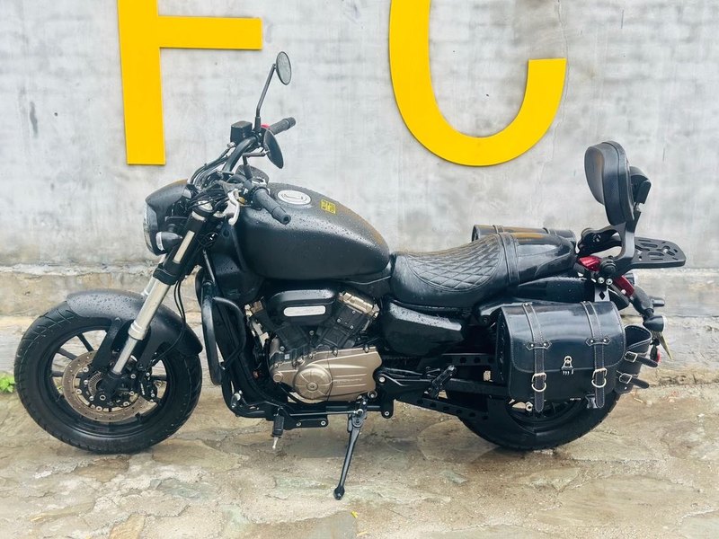 二手QJMOTOR闪300
