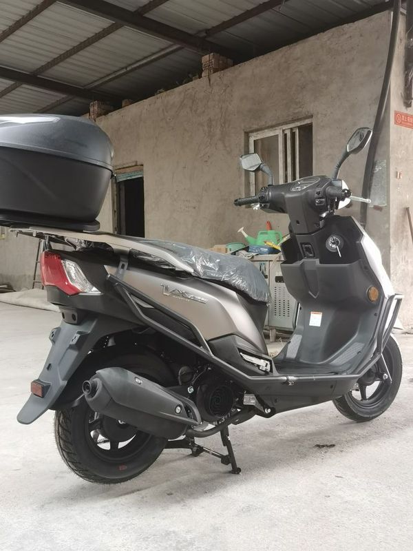 二手豪爵虎鲨VX125