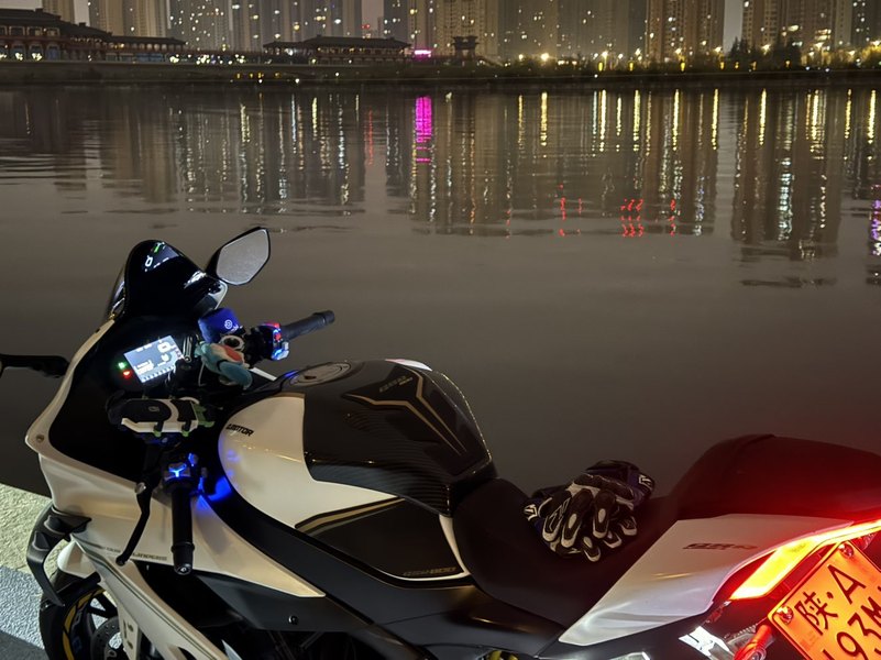 二手QJMOTOR赛800