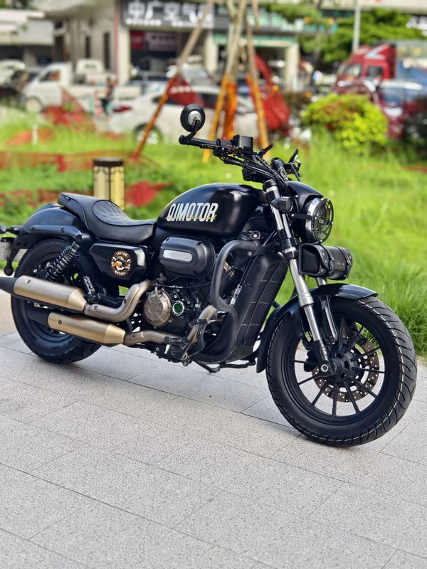 二手QJMOTOR闪300
