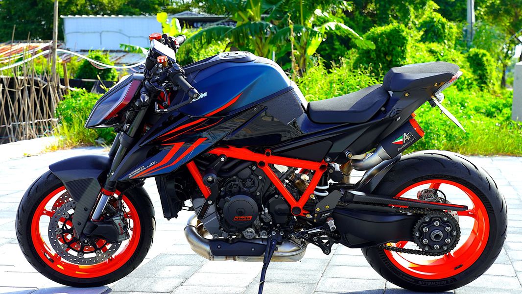 二手KTMR2R1290 Super Duke