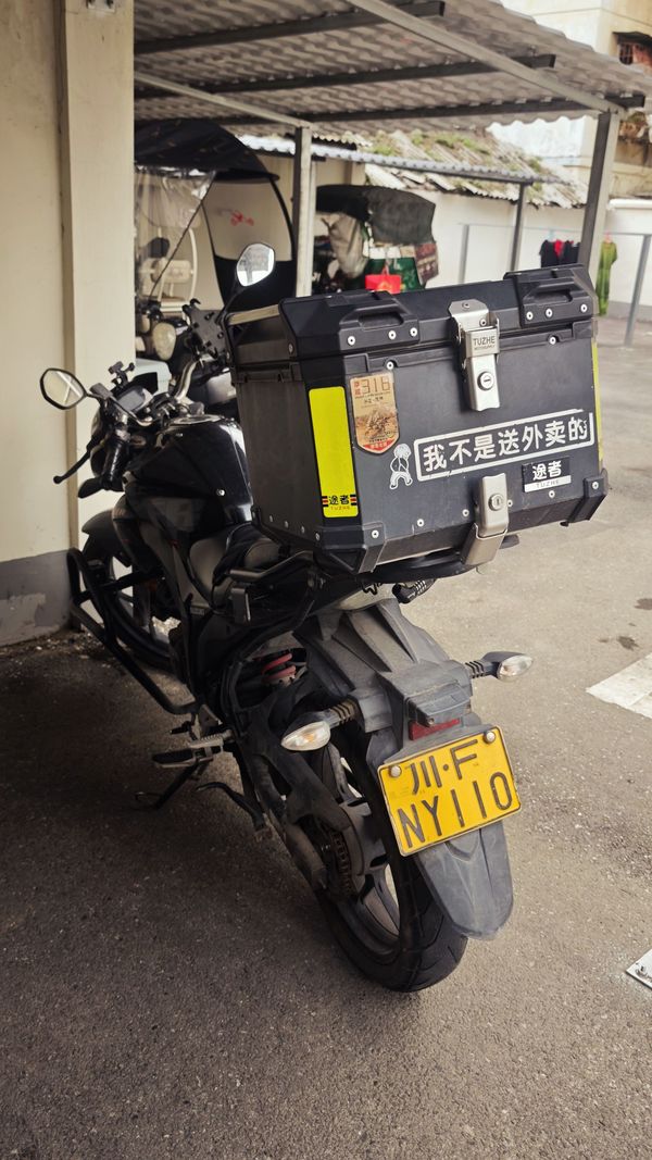 二手济南铃木极客飒 Gixxer 155 NK