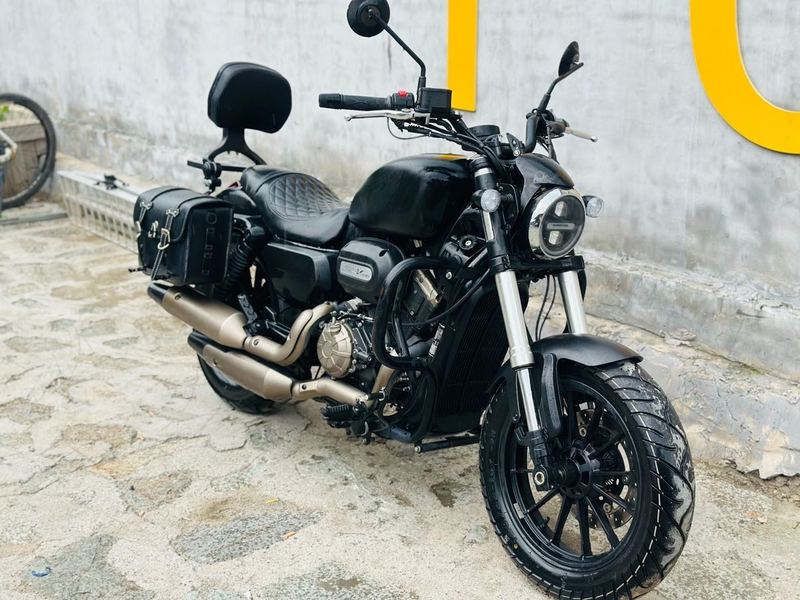 二手QJMOTOR闪300