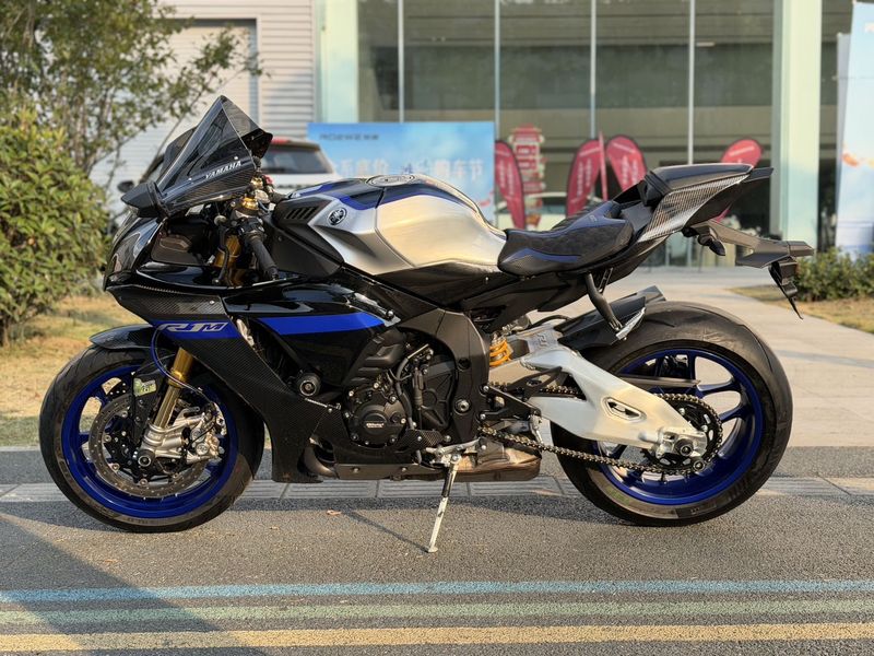 二手雅马哈YZF-R1