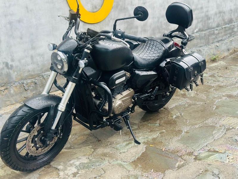 二手QJMOTOR闪300