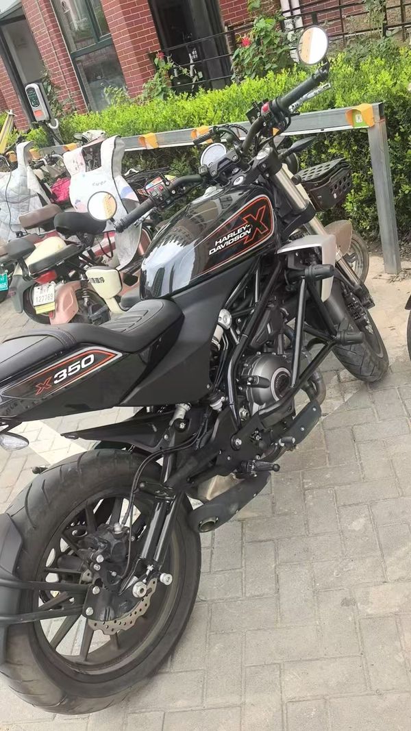 二手哈雷戴维森X 350