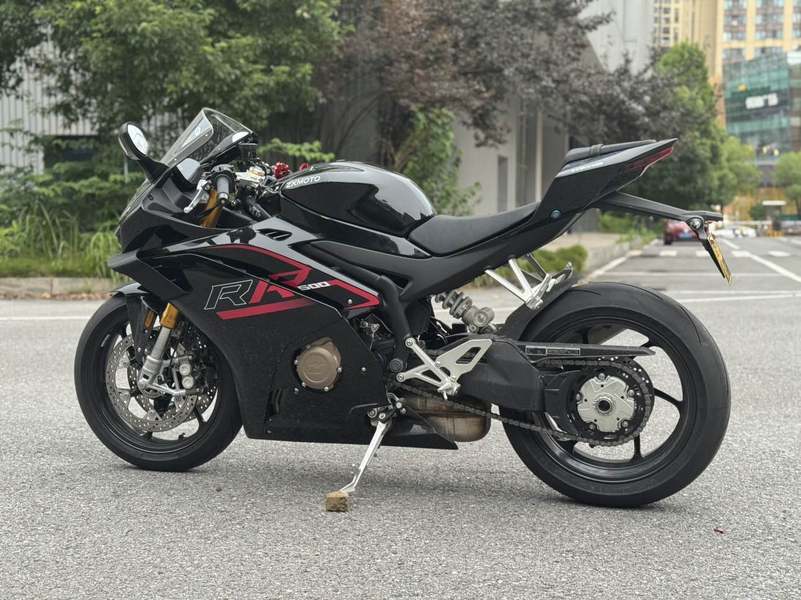 二手张雪机车500RR