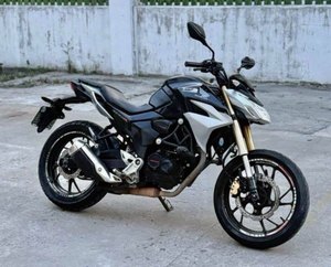 二手五羊本田CB190R 暴锋眼