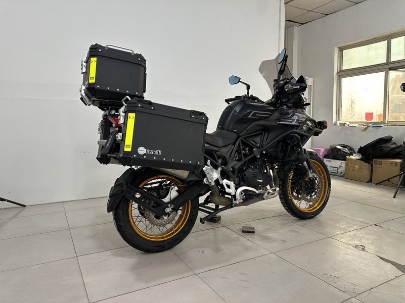 二手贝纳利TRK552