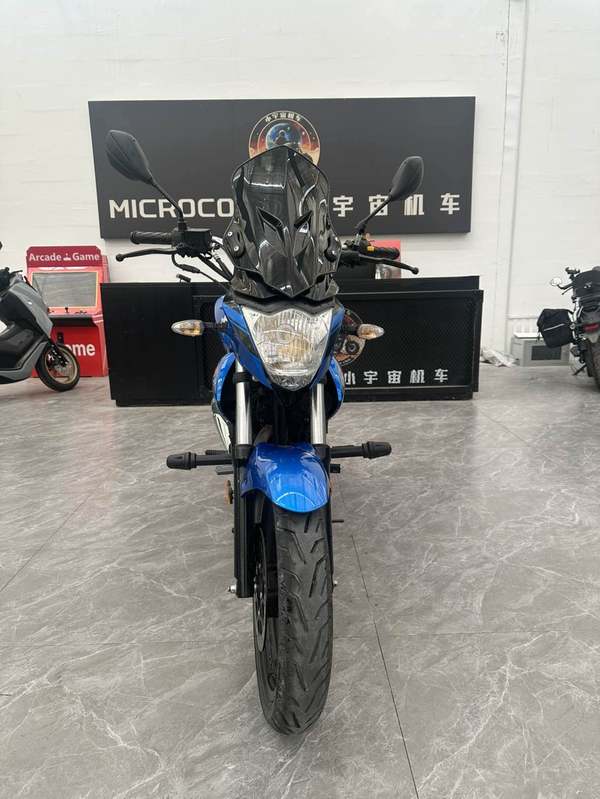 二手济南铃木极客飒 Gixxer 155 NK