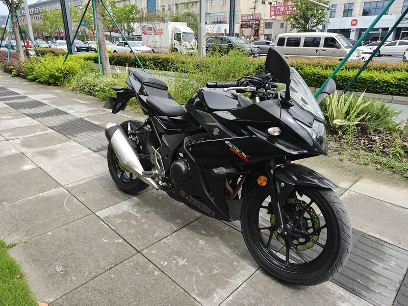 二手豪爵铃木GSX250R