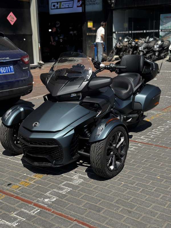 二手庞巴迪Spyder F3 
