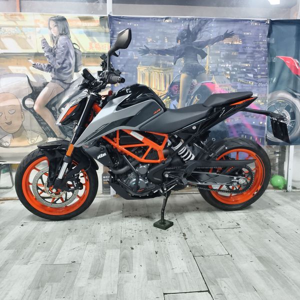 二手KTMR2R390 Duke