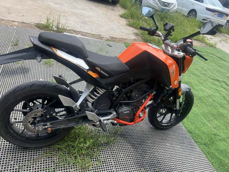 二手KTMR2R200 Duke