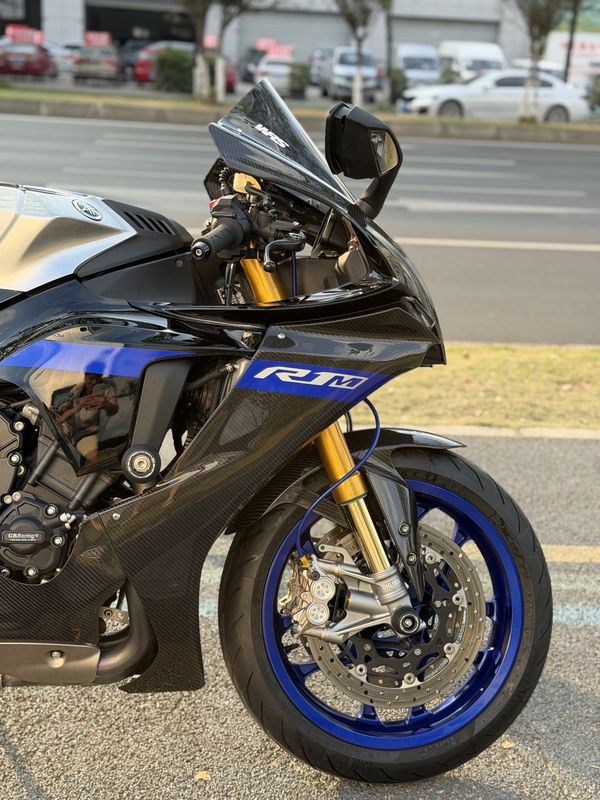 二手雅马哈YZF-R1