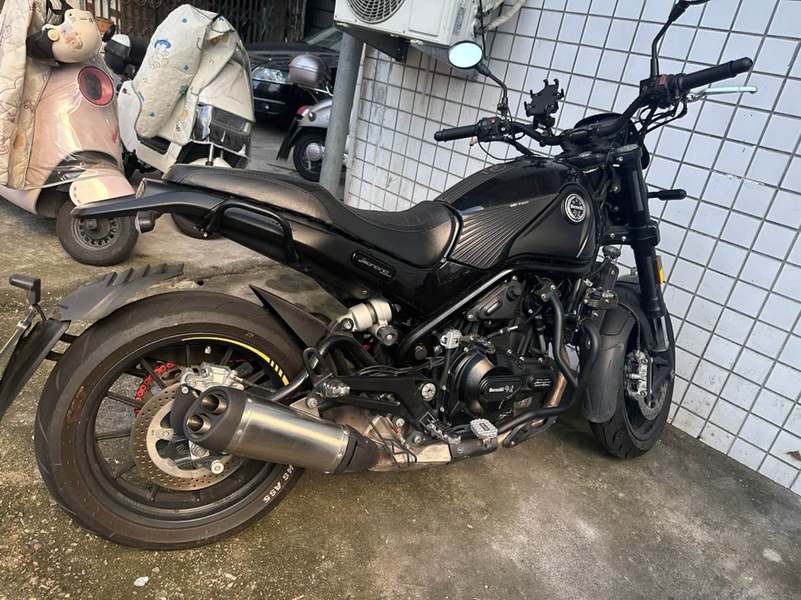 二手贝纳利幼狮 Leoncino 500