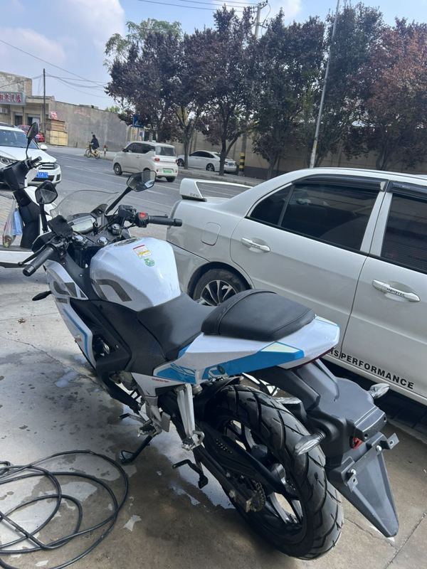 二手大运DY200-6F
