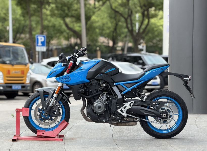 二手铃木GSX-8S