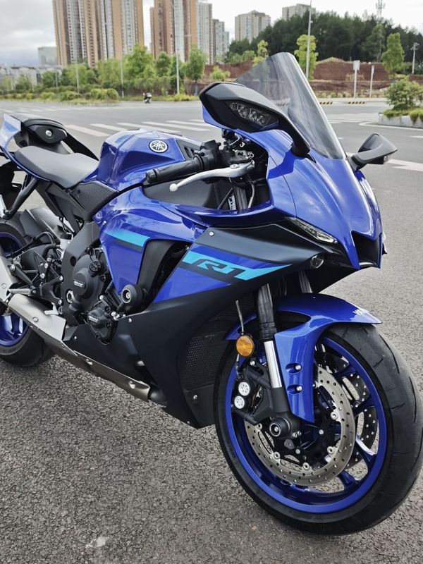 二手雅马哈YZF-R1