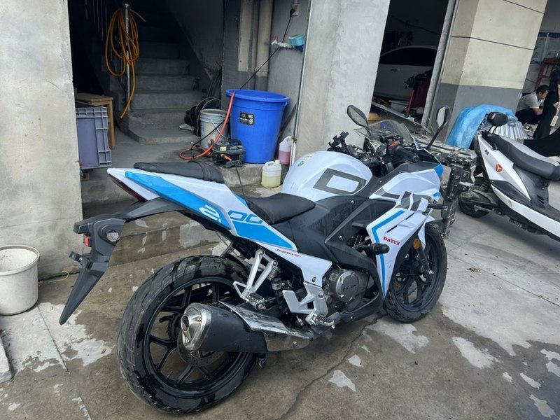 二手大运DY200-6F