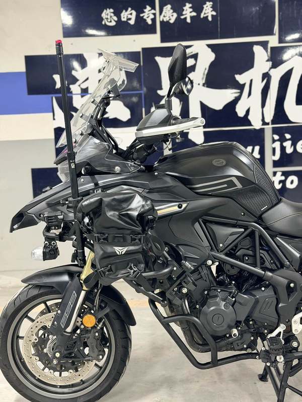 二手贝纳利TRK552