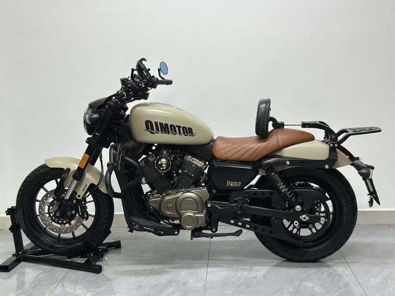 二手QJMOTOR闪300