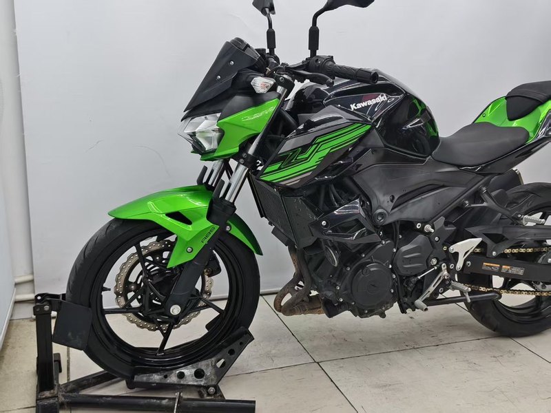 二手川崎Z400
