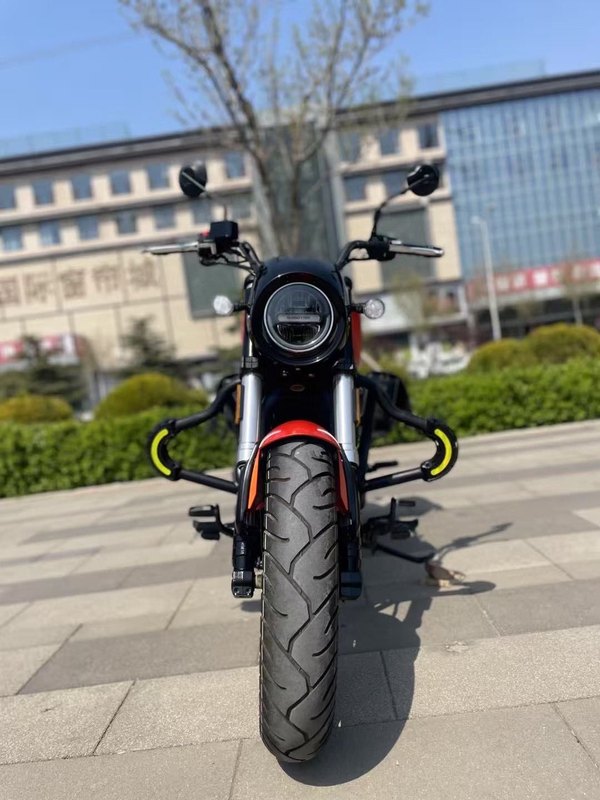 二手QJMOTOR闪300