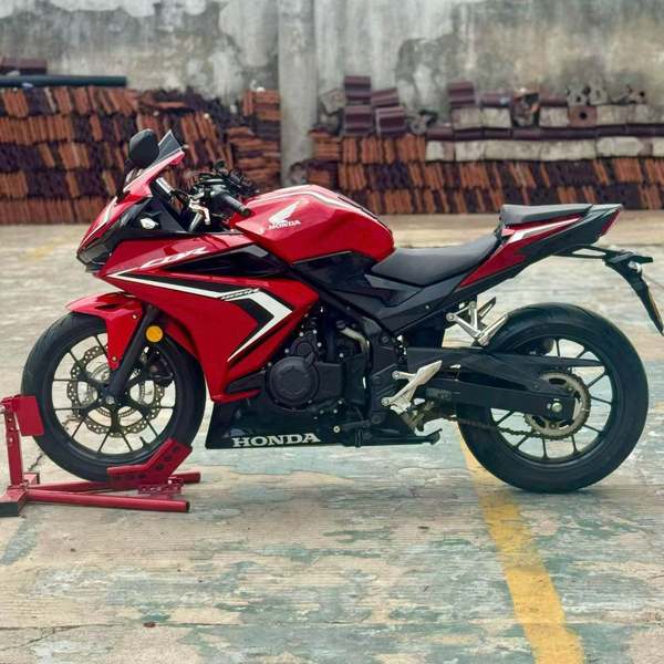 二手本田CBR400R