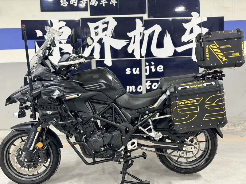 二手贝纳利TRK552
