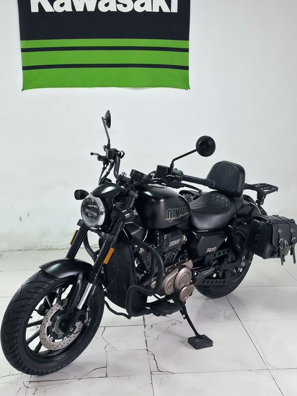 二手QJMOTOR闪300
