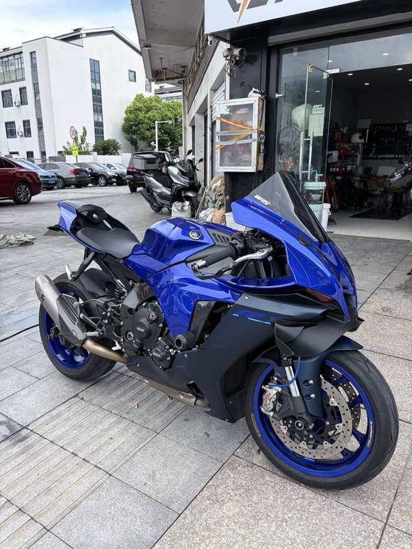二手雅马哈YZF-R1