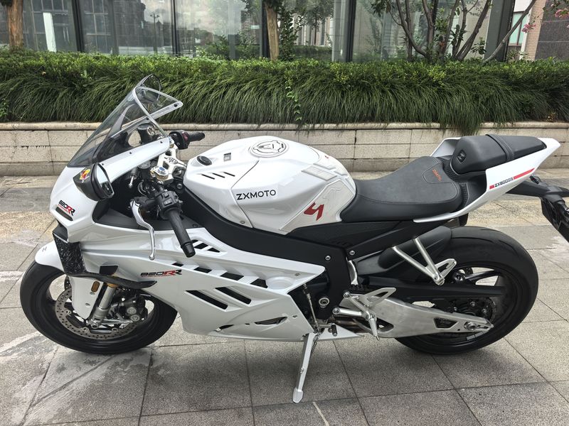 二手张雪机车820RR