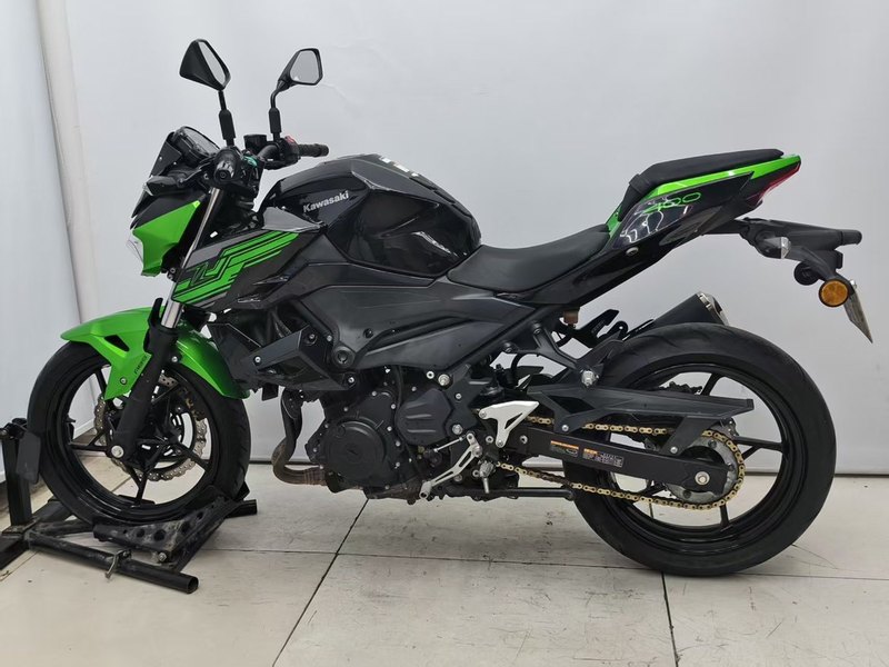 二手川崎Z400