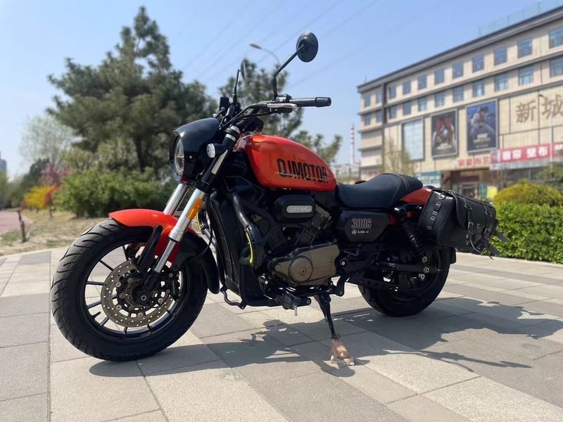 二手QJMOTOR闪300